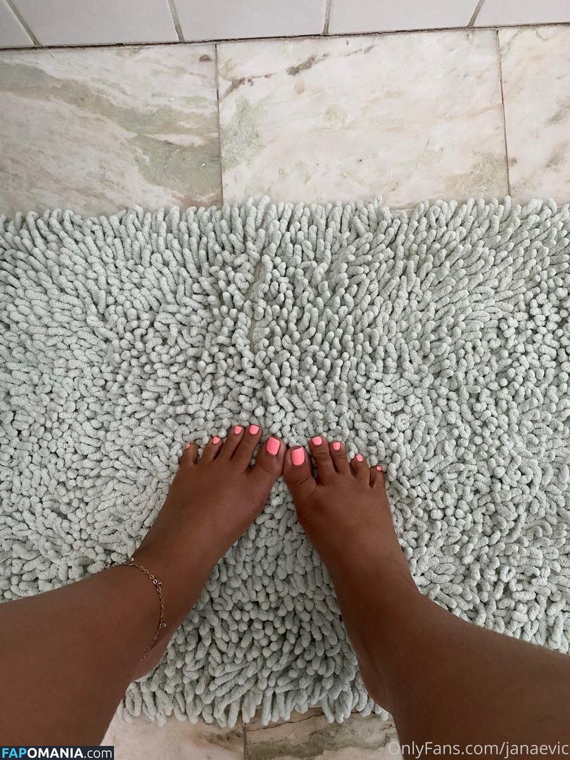 janae girard / janaegirard / janaevic Nu OnlyFans  Photo fuitée #41