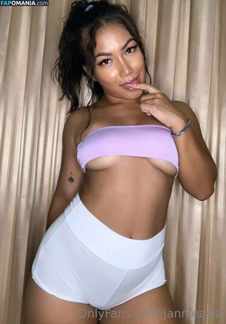 janiecenyasia / jannieasia Nu OnlyFans  Photo fuitée #110