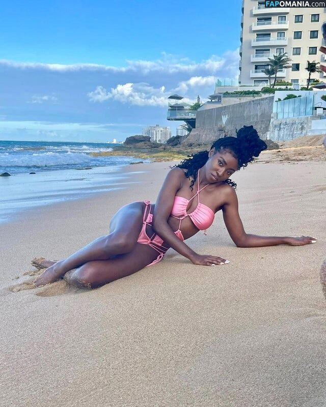 Jayme Lawson Nu OnlyFans  Photo fuitée #1