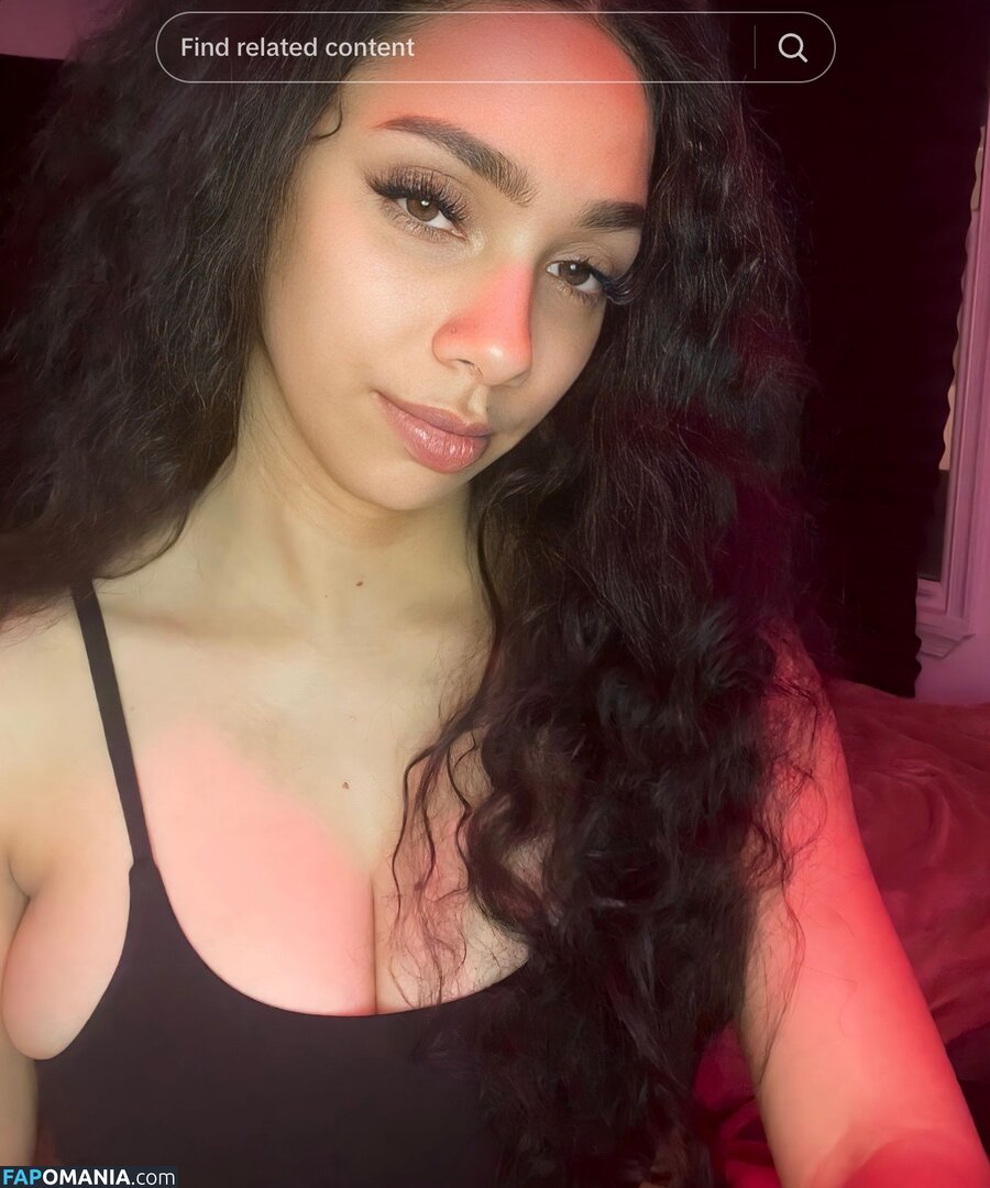 Jazmyn Blaze / jazmynblaze Nu OnlyFans  Photo fuitée #1