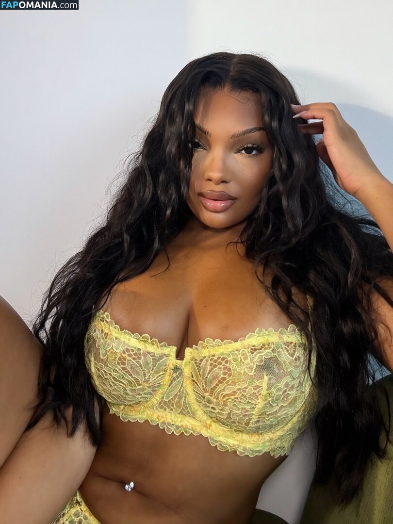 jazwiththevibes Nu OnlyFans  Photo fuitée #2