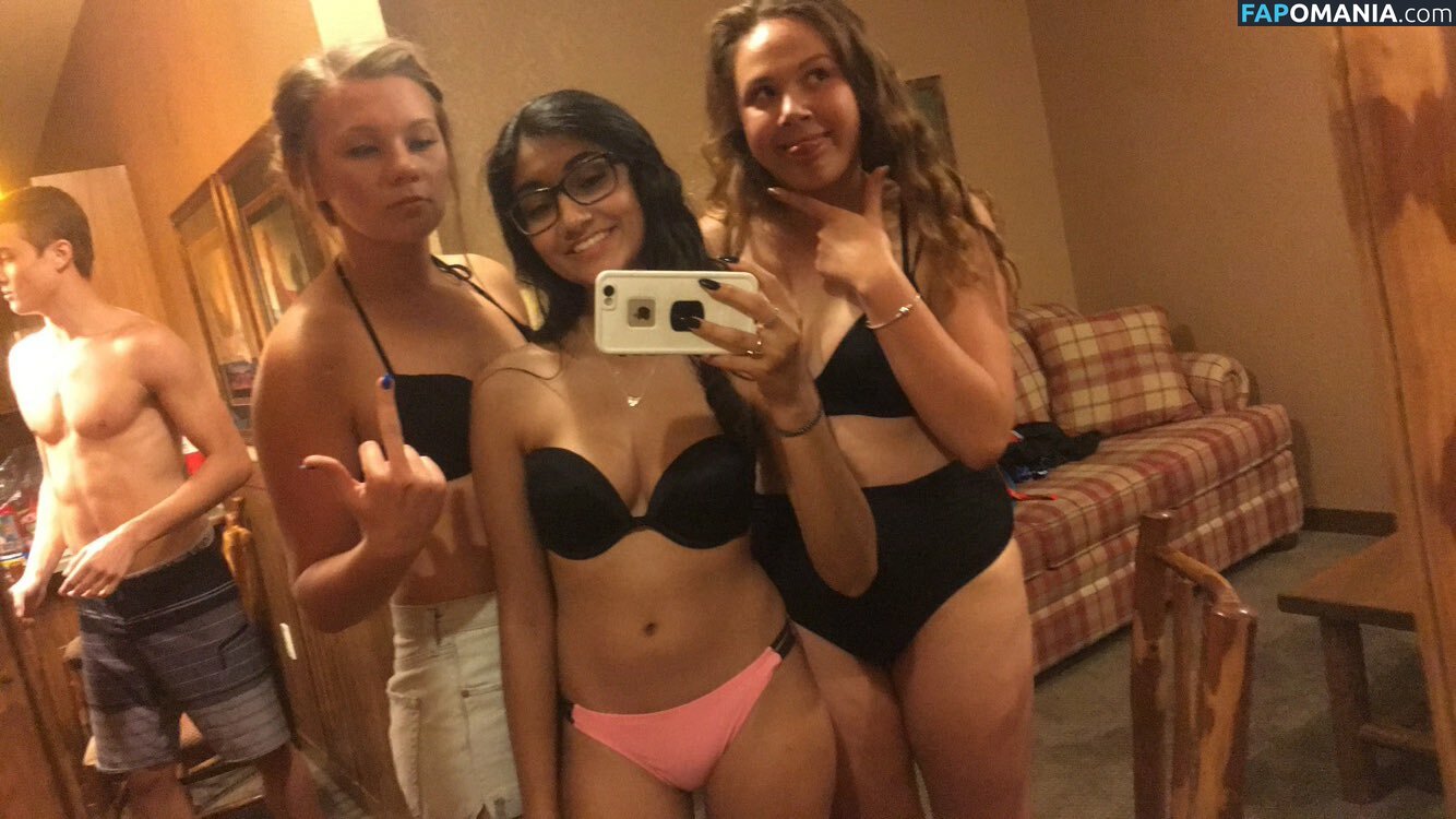 Jenelle Mathew / jenellemathew / jmulaxxx Nu OnlyFans  Photo fuitée #37