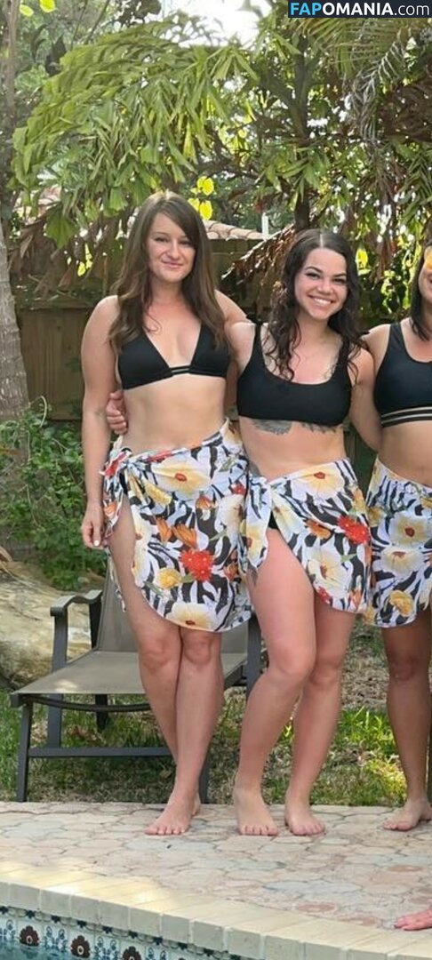 Jenna Ezarik / jennaezarik Nu OnlyFans  Photo fuitée #6