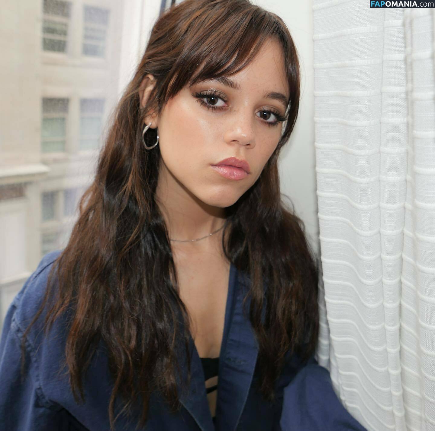 Jenna Ortega / Page / jennaortega Nu OnlyFans  Photo fuitée #86
