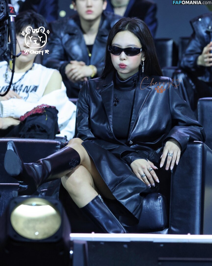 Blackpink / Jennie | BLΛƆKPIИK / jennierubyjane / sheflieshigh Nu OnlyFans  Photo fuitée #478