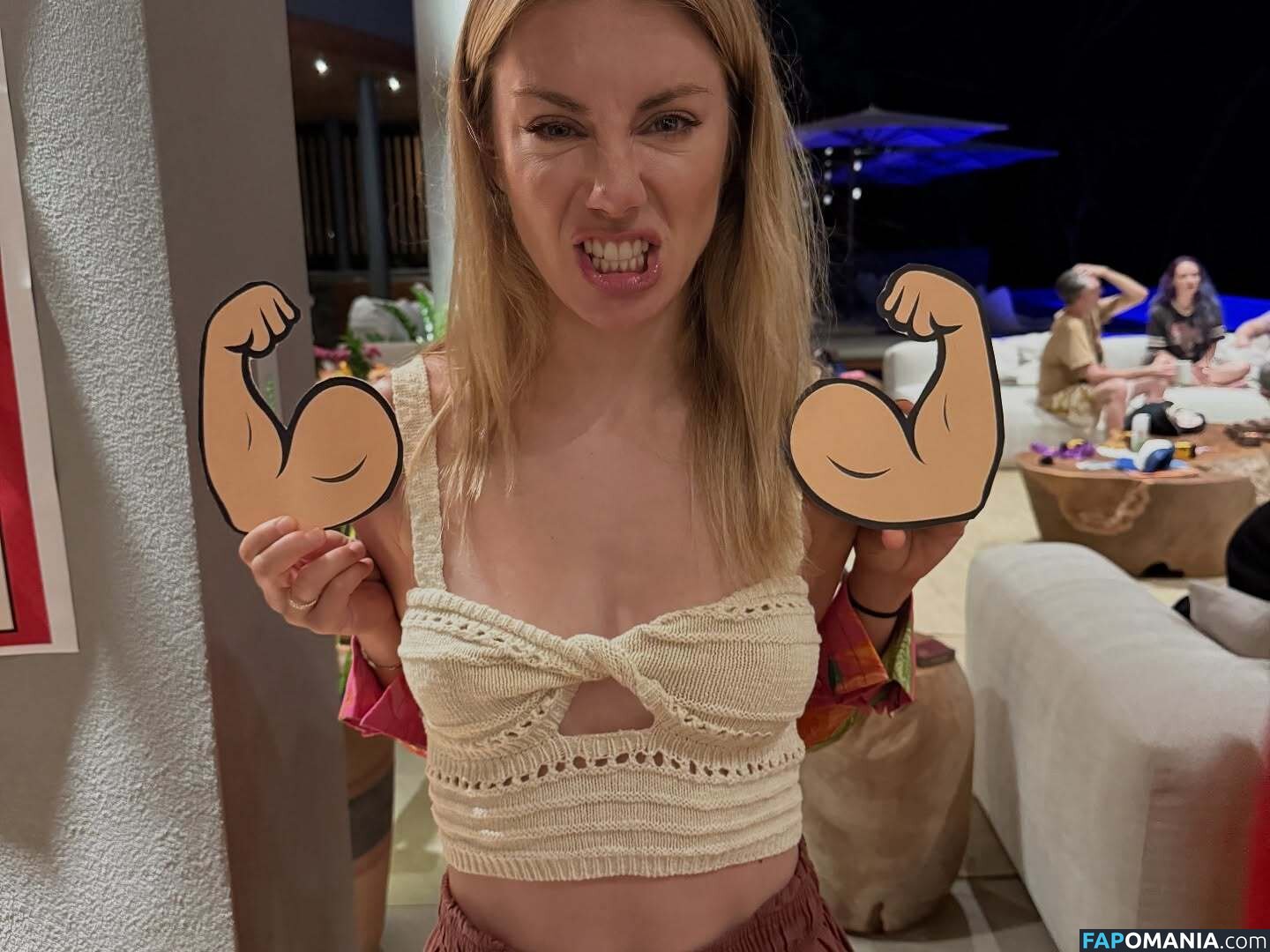 Jennifer Holland / https: / jenniferlholland / jennlholland Nu OnlyFans  Photo fuitée #59