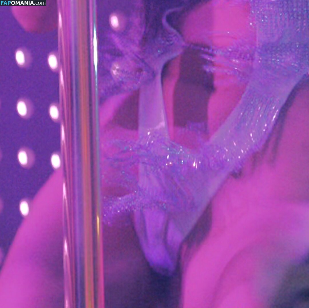 JLo / Jennifer Lopez Nu OnlyFans  Photo fuitée #2412