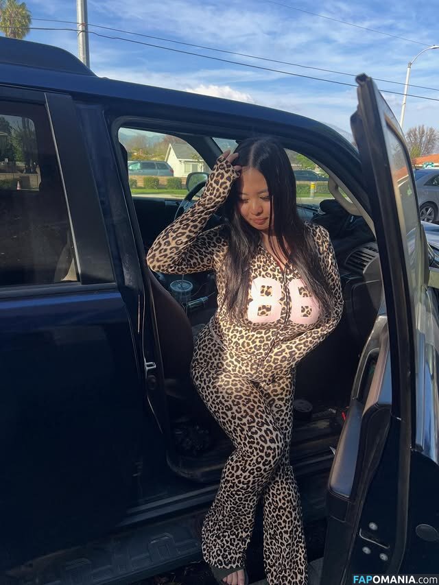 Jennifer Vang / jennifervang_ Nu OnlyFans  Photo fuitée #5