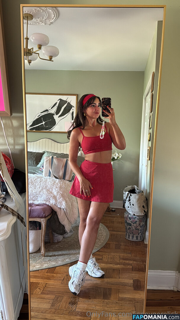 Jenny Gorelick / jennycestquoi / jennygorelick Nu OnlyFans  Photo fuitée #4