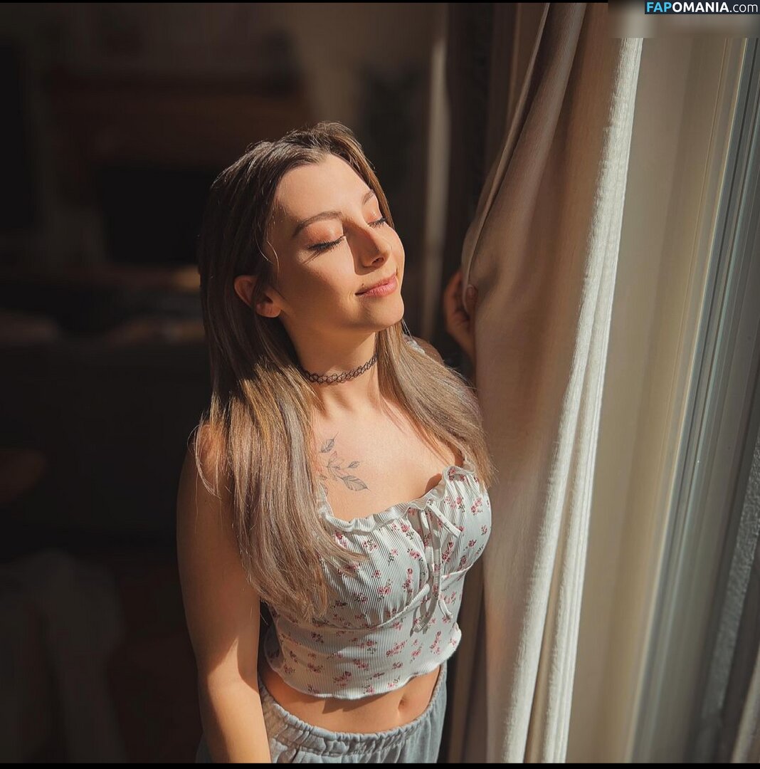 JenNyan / jen.nyan / xjennyan Nu OnlyFans  Photo fuitée #291