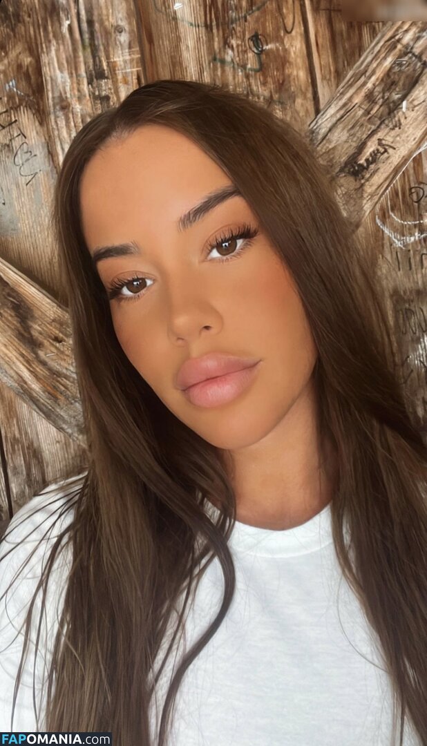 Jessica Alessandra / alessandras.jessica / jessicaalessandra Nu OnlyFans  Photo fuitée #32