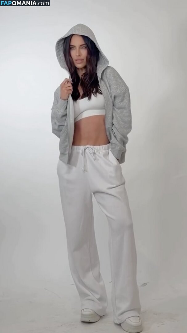 Jessica Lowndes / jessicalowndes Nu OnlyFans  Photo fuitée #345