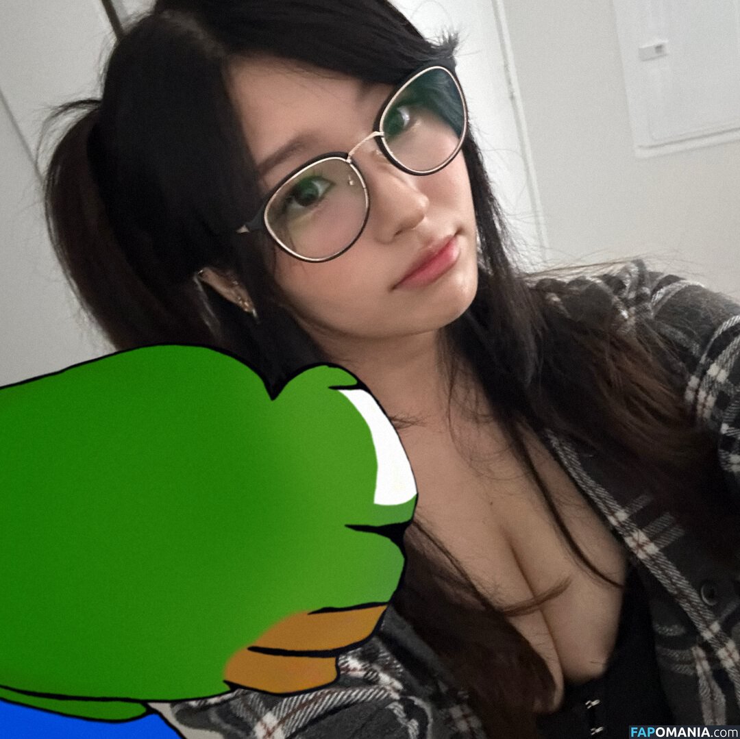 AGirlAndAGame / Jessica / h.yojeong / jessicahkim / jessicanigri Nu OnlyFans  Photo fuitée #9