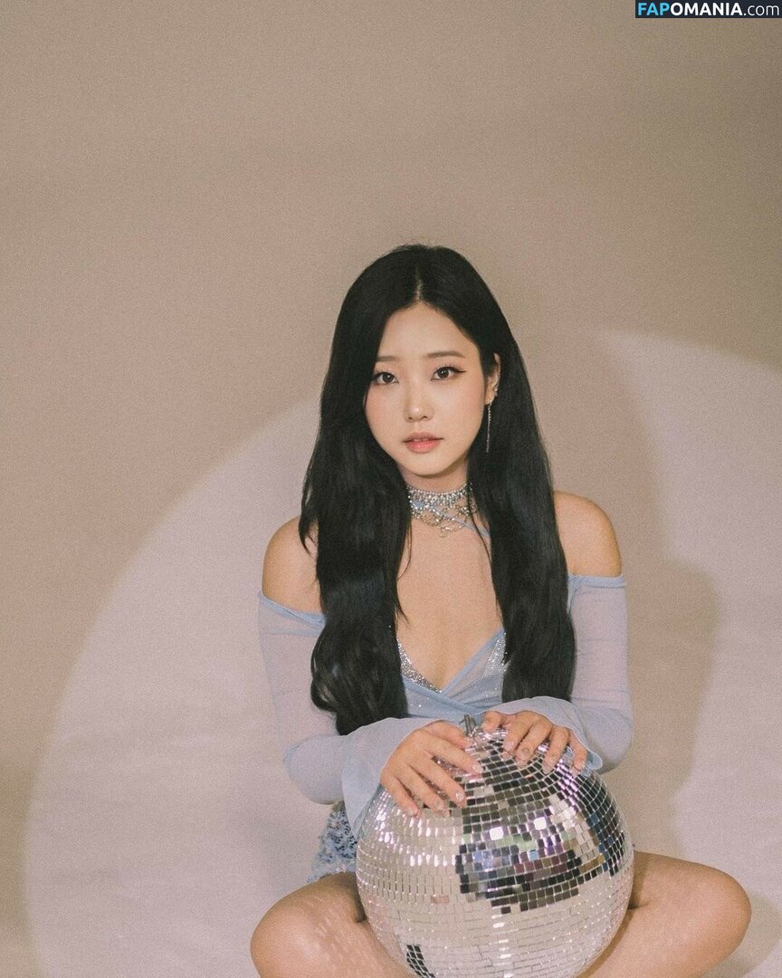 AGirlAndAGame / Jessica / h.yojeong / jessicahkim / jessicanigri Nu OnlyFans  Photo fuitée #28