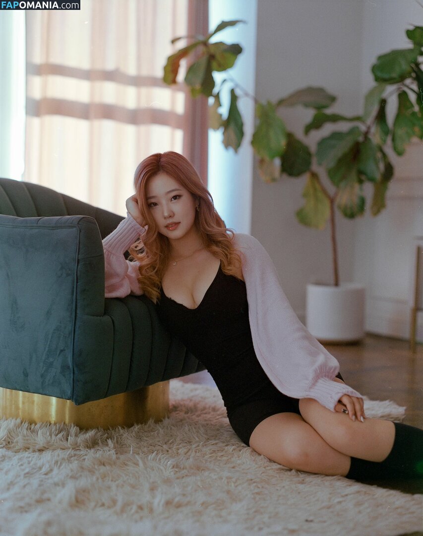 AGirlAndAGame / Jessica / h.yojeong / jessicahkim / jessicanigri Nu OnlyFans  Photo fuitée #134