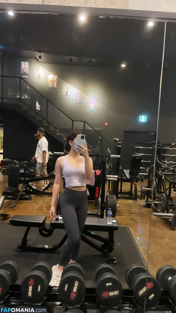 AGirlAndAGame / Jessica / h.yojeong / jessicahkim / jessicanigri Nu OnlyFans  Photo fuitée #185