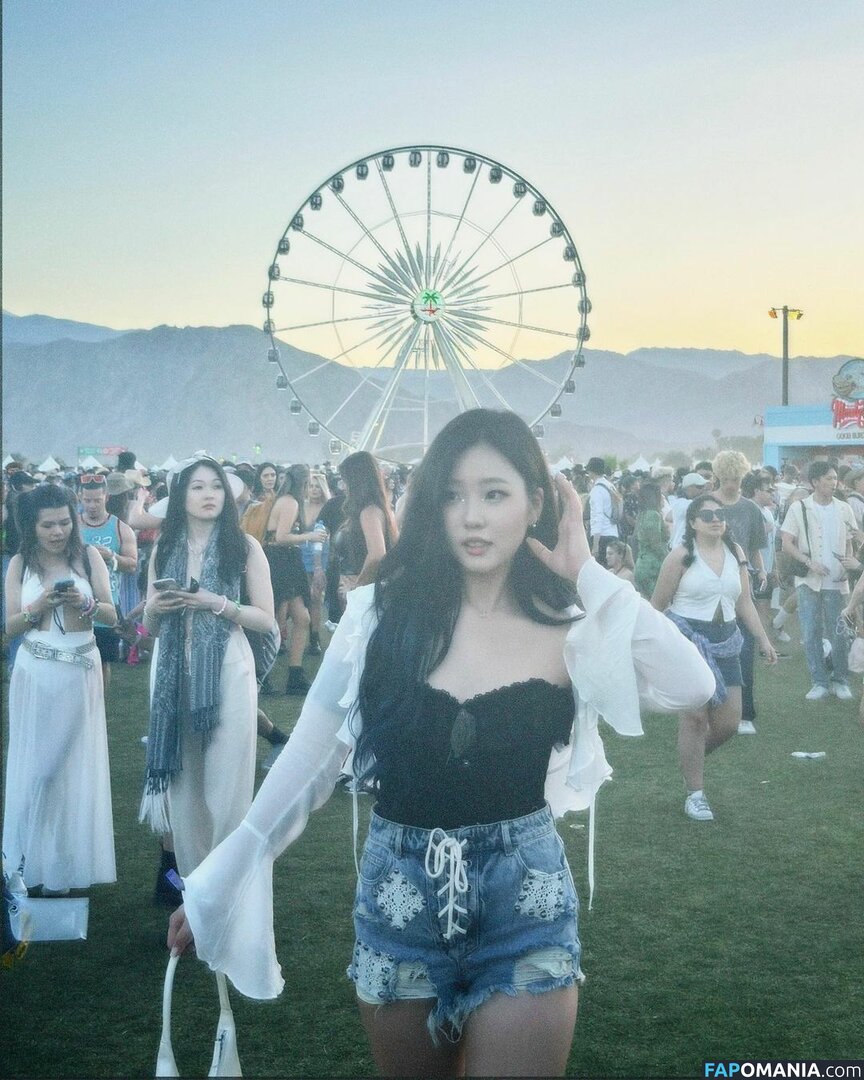 AGirlAndAGame / Jessica / h.yojeong / jessicahkim / jessicanigri Nu OnlyFans  Photo fuitée #248