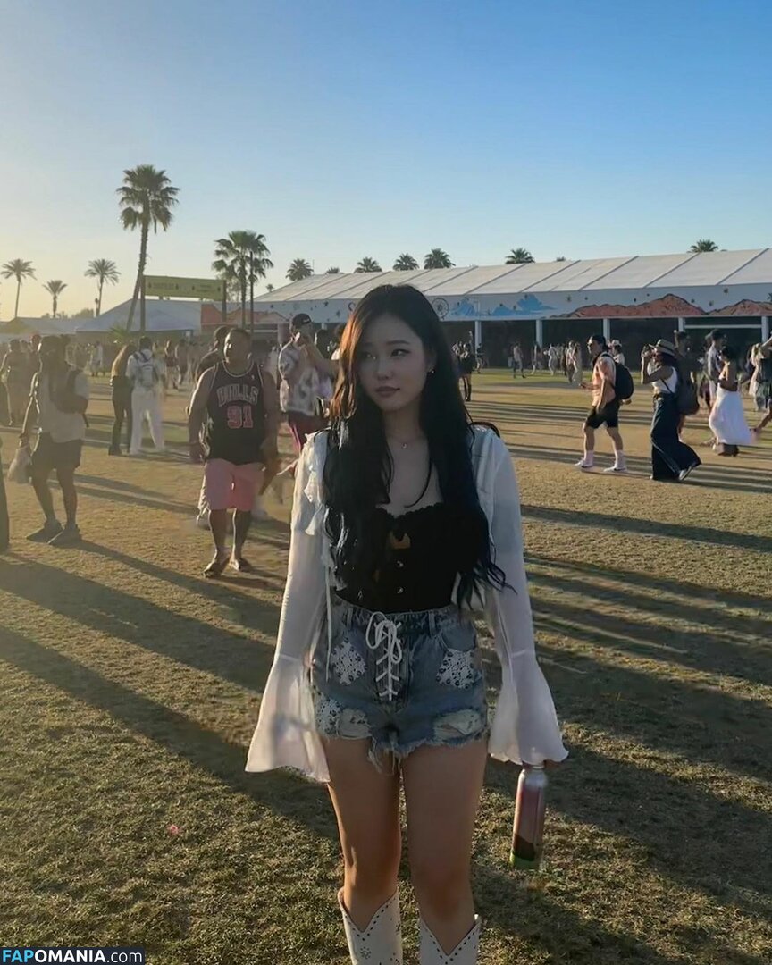 AGirlAndAGame / Jessica / h.yojeong / jessicahkim / jessicanigri Nu OnlyFans  Photo fuitée #250