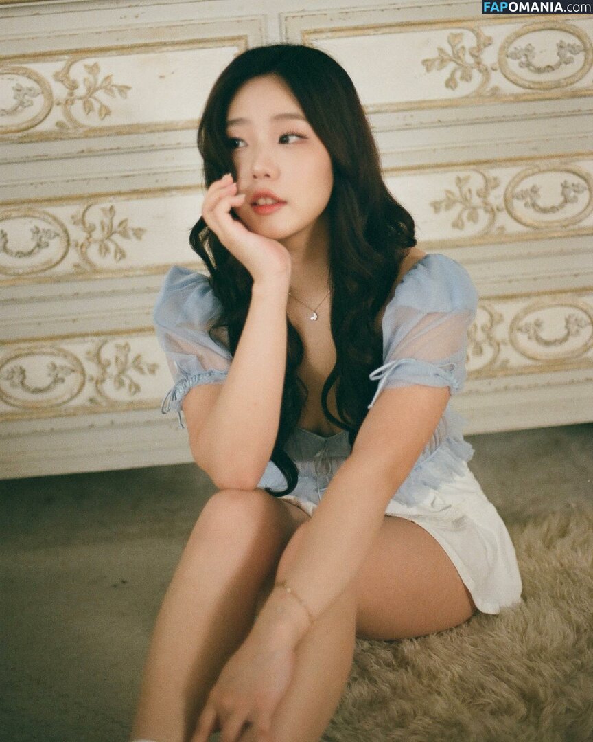 AGirlAndAGame / Jessica / h.yojeong / jessicahkim / jessicanigri Nu OnlyFans  Photo fuitée #282