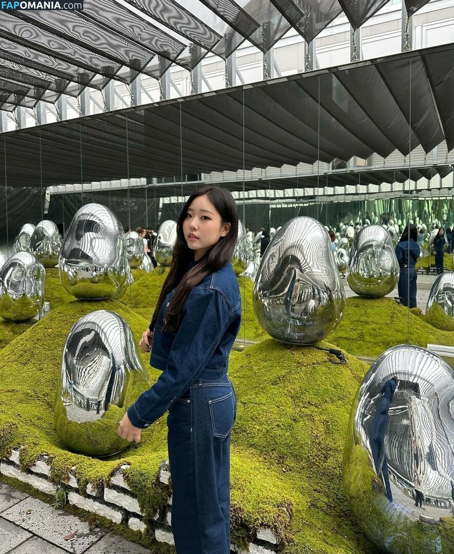 AGirlAndAGame / Jessica / h.yojeong / jessicahkim / jessicanigri Nu OnlyFans  Photo fuitée #405