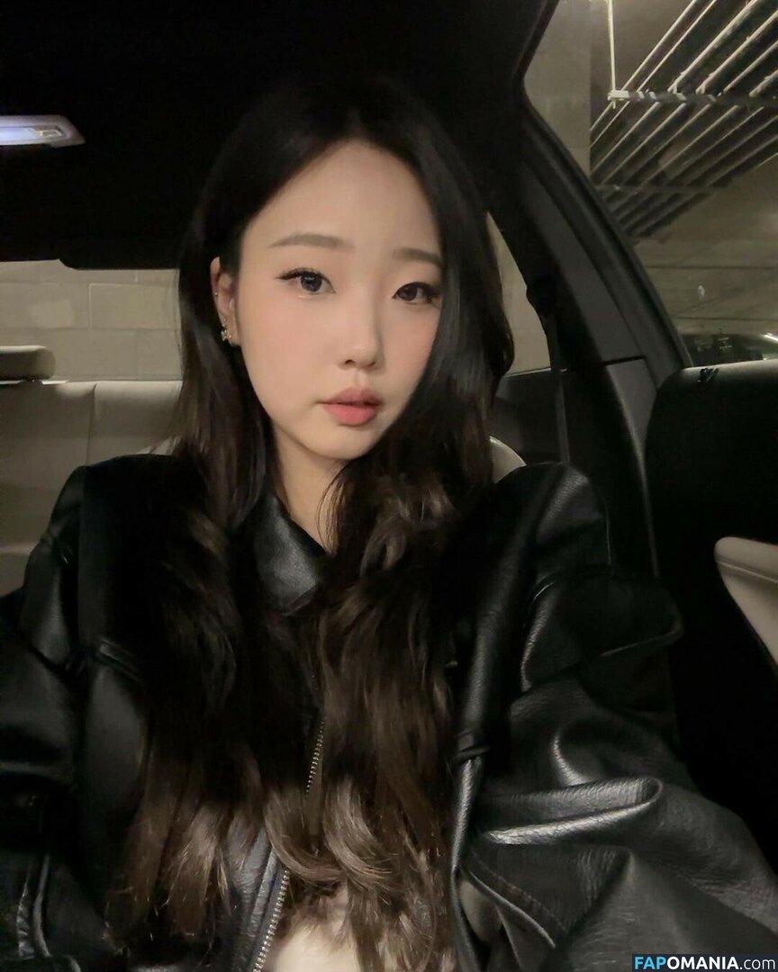 AGirlAndAGame / Jessica / h.yojeong / jessicahkim / jessicanigri Nu OnlyFans  Photo fuitée #464