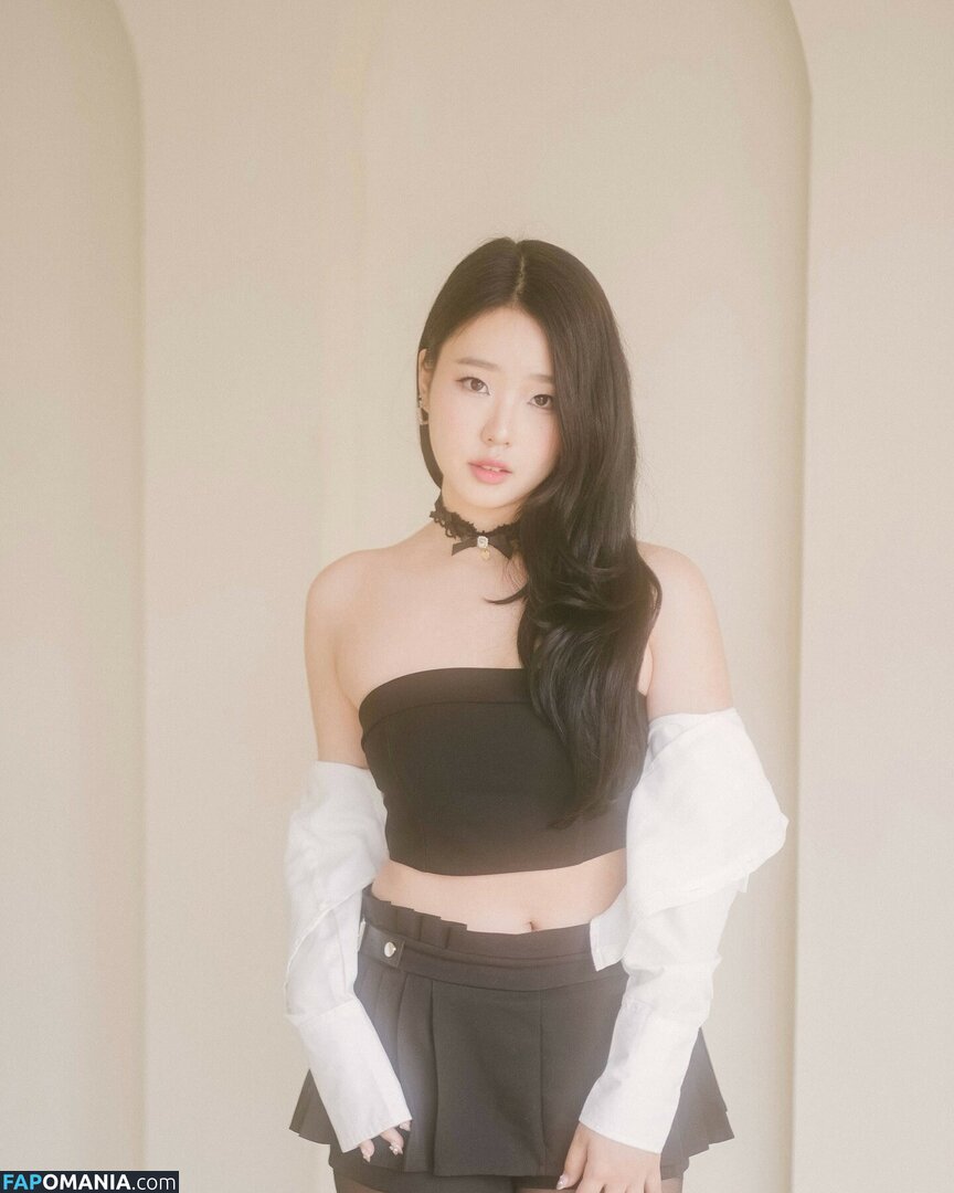 AGirlAndAGame / Jessica / h.yojeong / jessicahkim / jessicanigri Nu OnlyFans  Photo fuitée #729