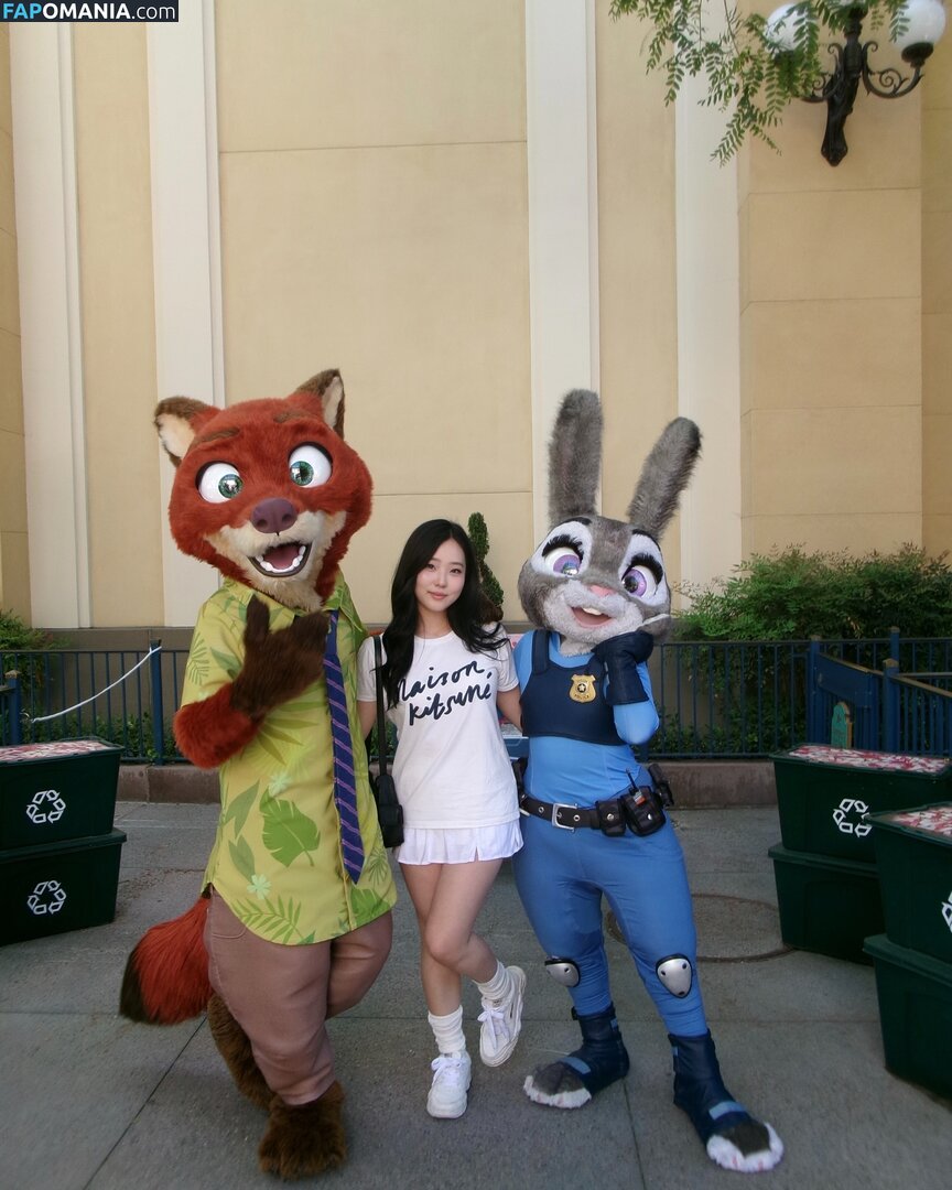 AGirlAndAGame / Jessica / h.yojeong / jessicahkim / jessicanigri Nu OnlyFans  Photo fuitée #874