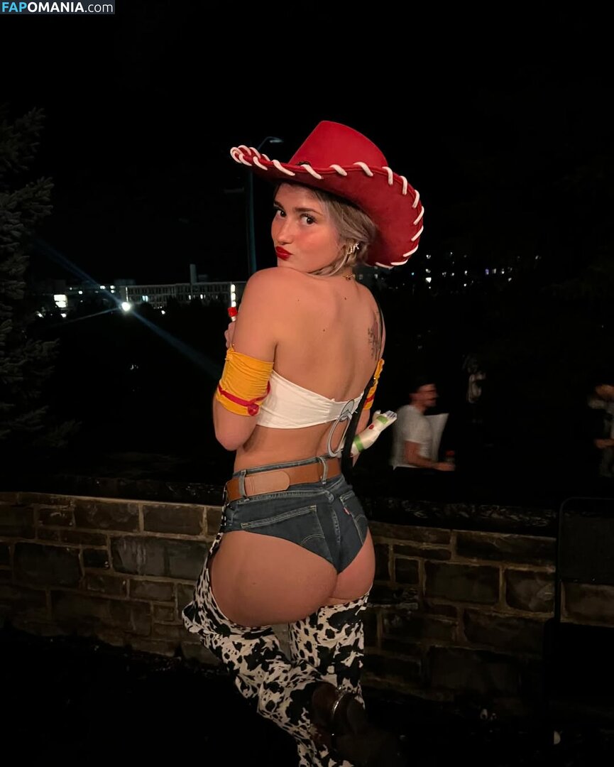 https: / jessicalovelyy / jessicalovelyy_ / jessiclovelyy Nu OnlyFans  Photo fuitée #1