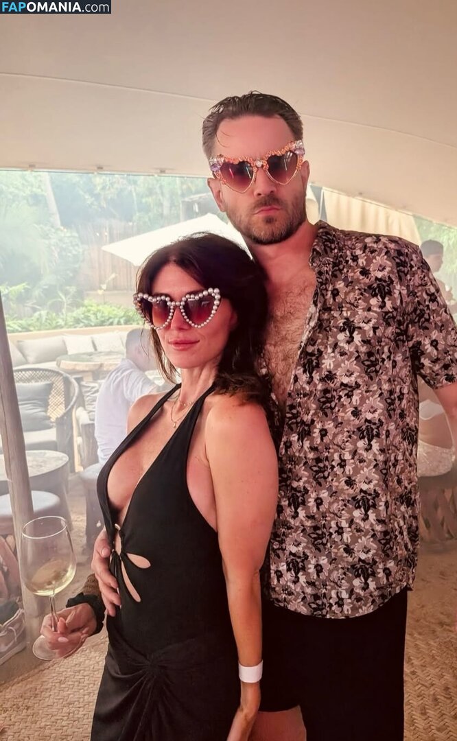 Jewel Staite / JewelStaite Nu OnlyFans  Photo fuitée #330