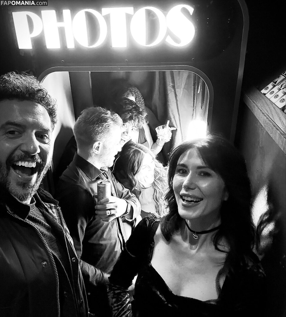 Jewel Staite / JewelStaite Nu OnlyFans  Photo fuitée #335