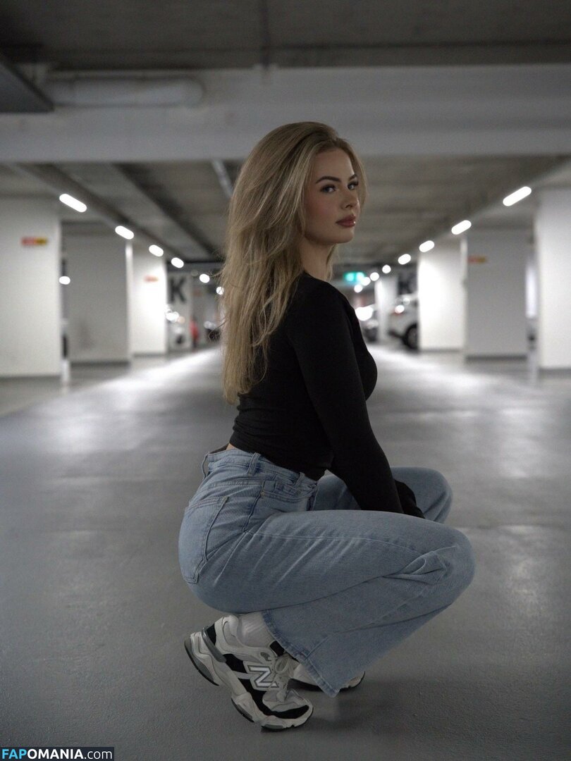 Jill van Hoof / jillgt_jillvanhoof / jillvanhoofx / jillvanhoofxx / jillx / 𝐽𝑖𝑙𝑙 𝑣𝑎𝑛 𝐻𝑜𝑜𝑓 Nu OnlyFans  Photo fuitée #15