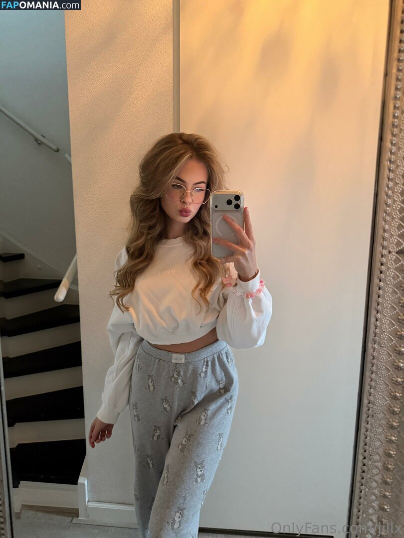 Jill van Hoof / jillgt_jillvanhoof / jillvanhoofx / jillvanhoofxx / jillx / 𝐽𝑖𝑙𝑙 𝑣𝑎𝑛 𝐻𝑜𝑜𝑓 Nu OnlyFans  Photo fuitée #31