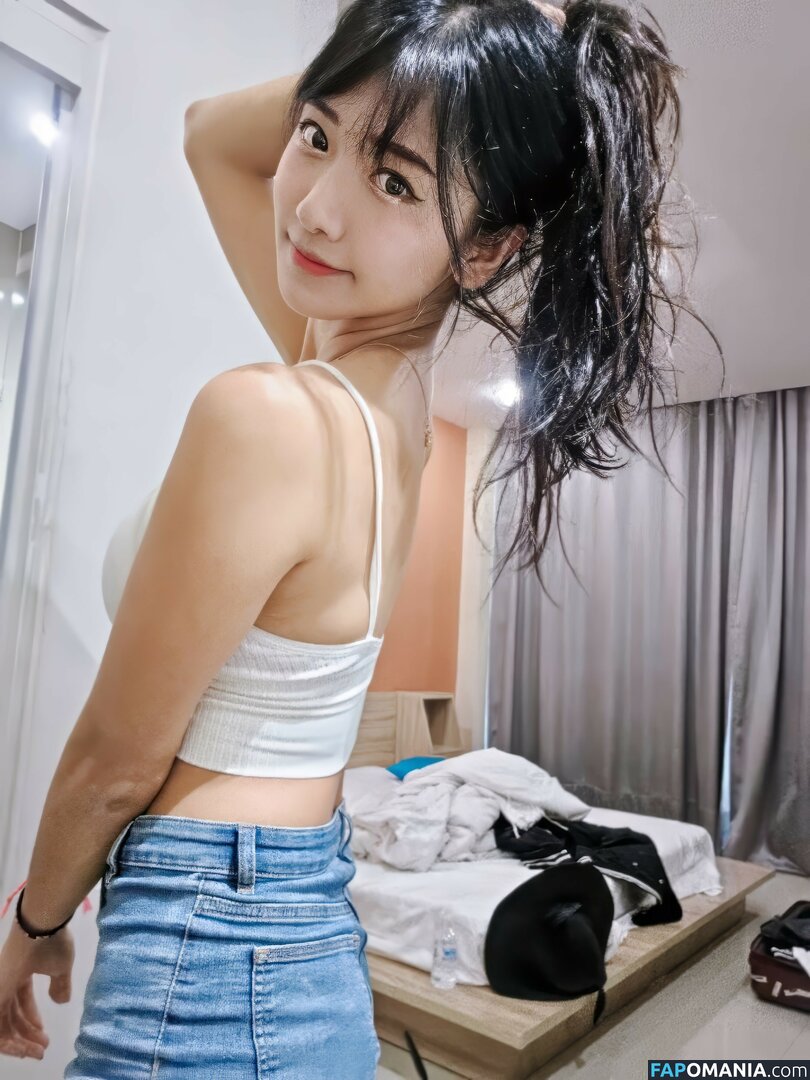 jinnytty / yyj0728 Nu OnlyFans  Photo fuitée #102
