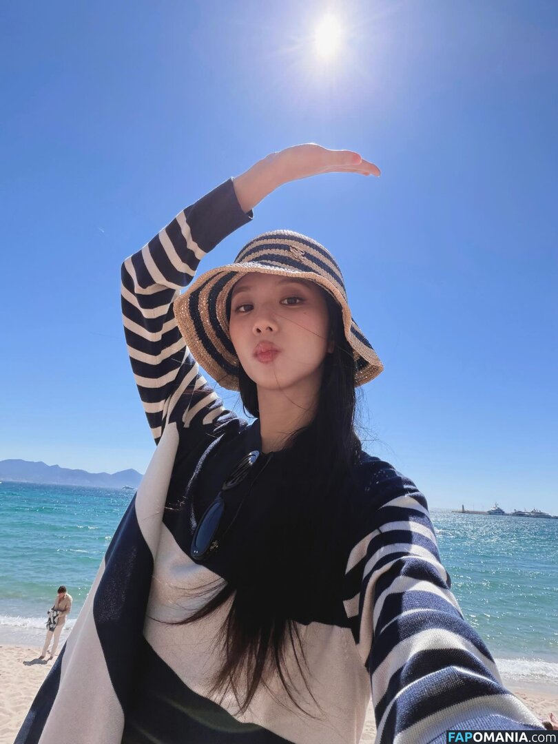 BLACKPINK / Jisoo / qenshizu / sooyaaa__ Nu OnlyFans  Photo fuitée #604