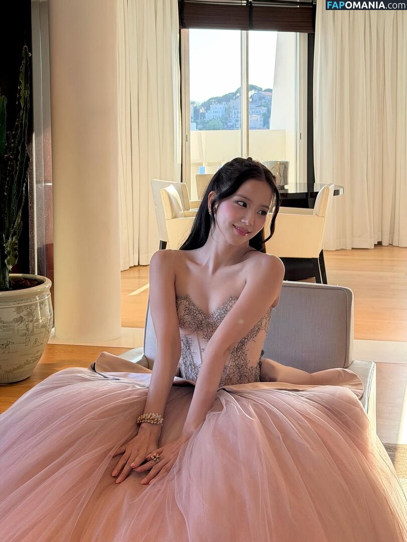 BLACKPINK / Jisoo / qenshizu / sooyaaa__ Nu OnlyFans  Photo fuitée #627