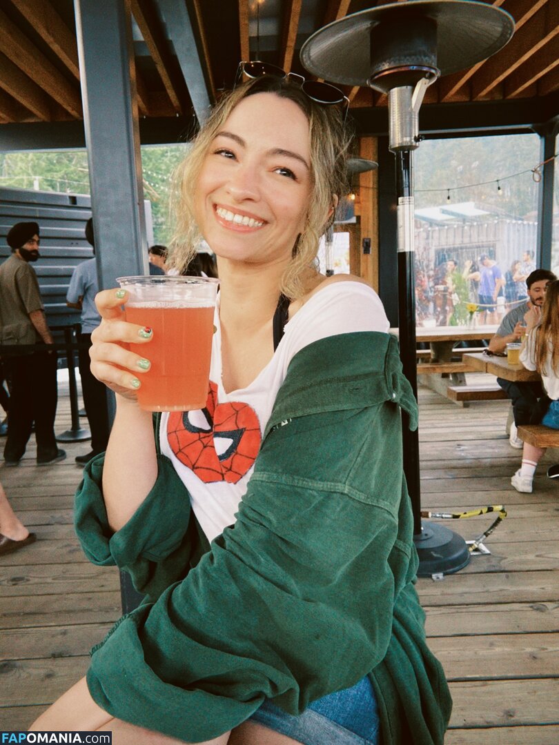 Jodelle Ferland / jodellemicah Nu OnlyFans  Photo fuitée #7