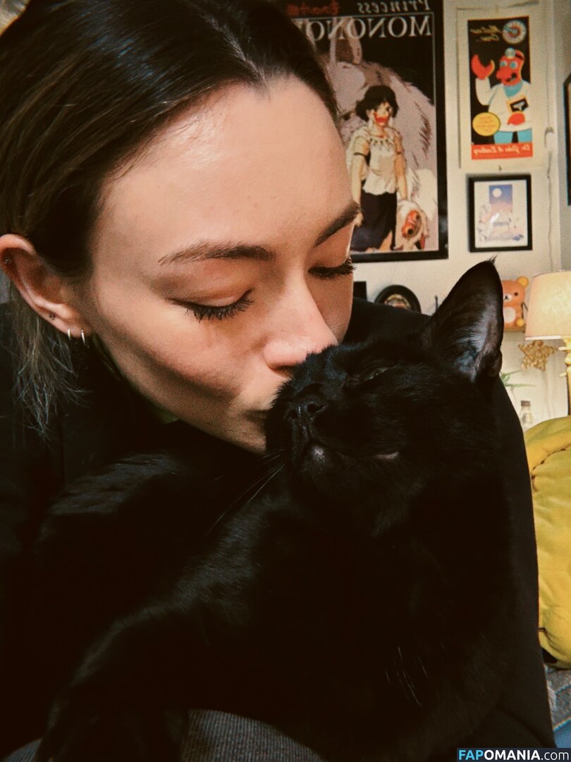 Jodelle Ferland / jodellemicah Nu OnlyFans  Photo fuitée #11