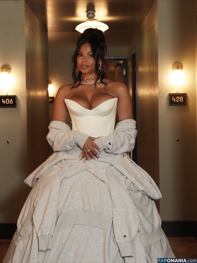 Joelah Noble / joelahnoble Nu OnlyFans  Photo fuitée #12