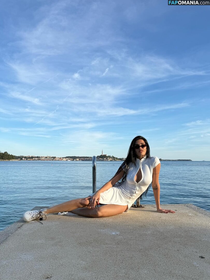 Jovana Djordjevic / callmelolita Nu OnlyFans  Photo fuitée #5