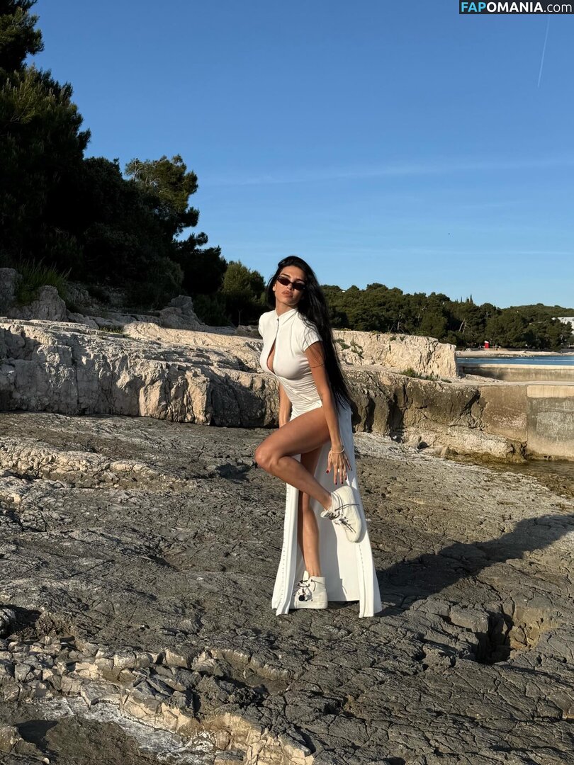 Jovana Djordjevic / callmelolita Nu OnlyFans  Photo fuitée #11