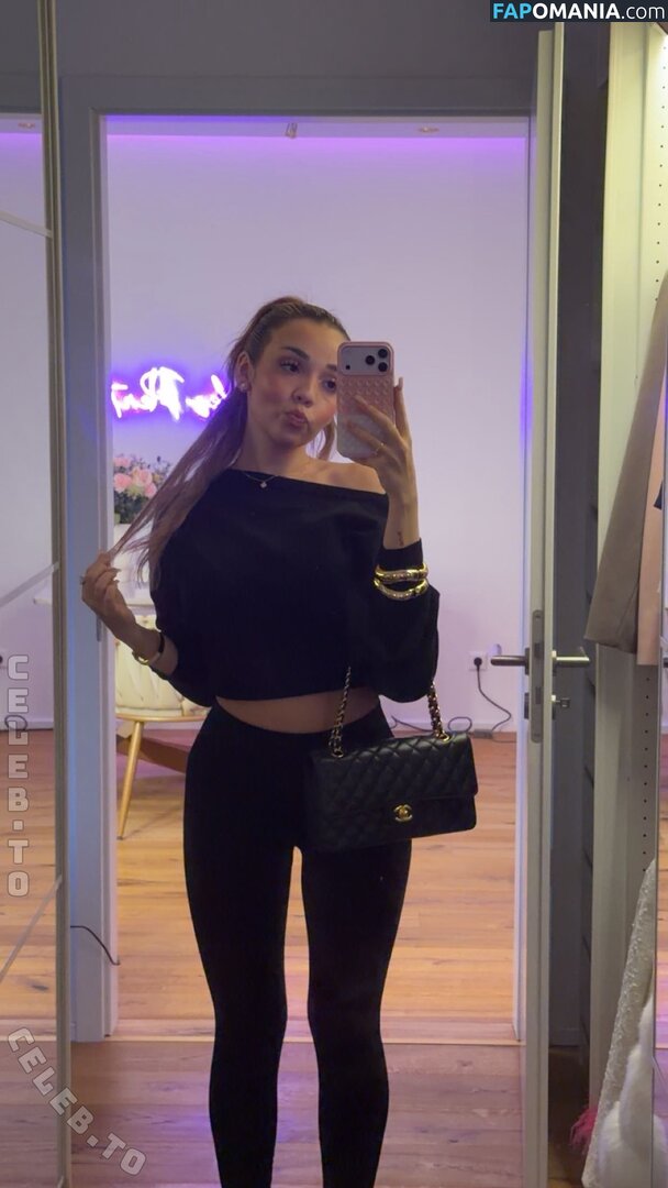 Julesboringlife / julesboringlife2488 Nu OnlyFans  Photo fuitée #308