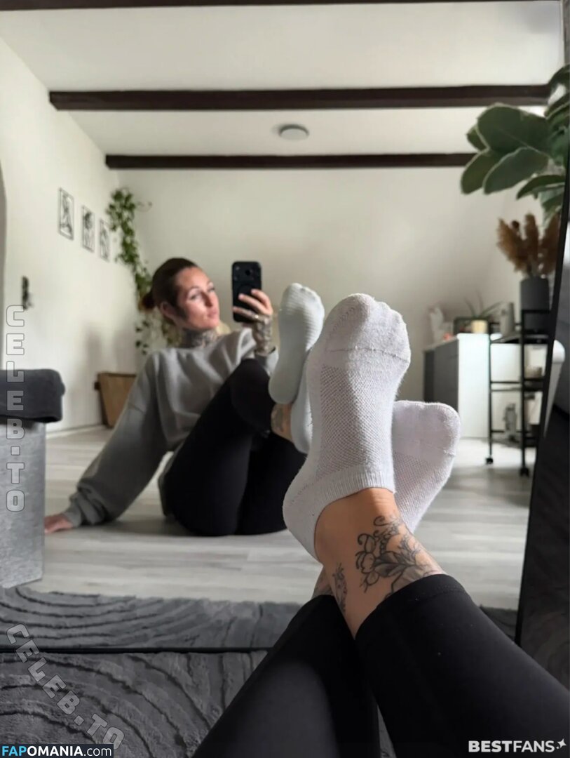 julez.iink / julez_iink Nu OnlyFans  Photo fuitée #10