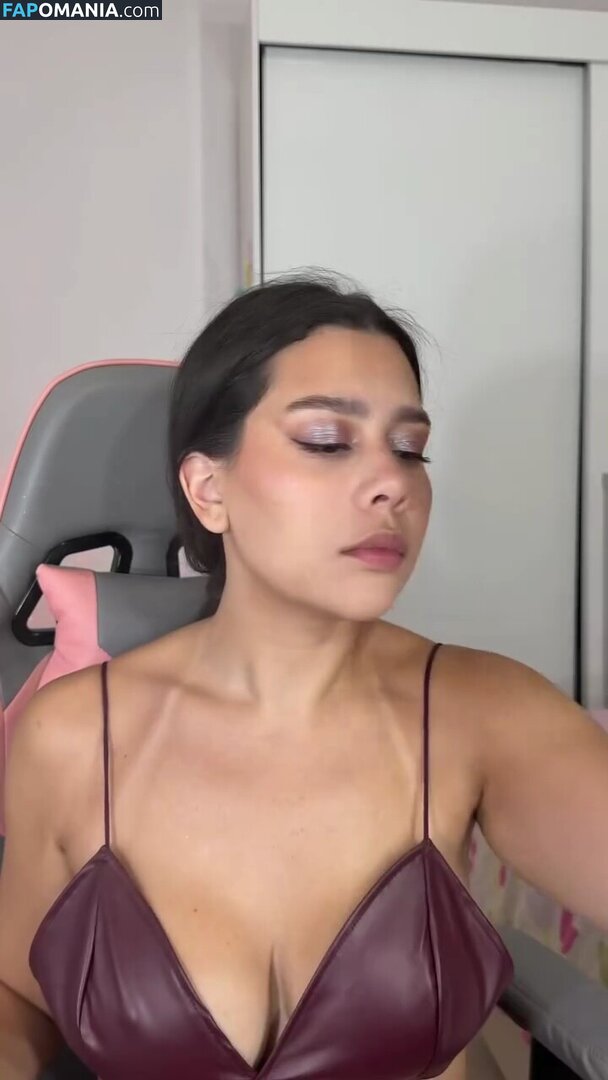 Julia_alvarengaa Nu OnlyFans  Photo fuitée #3