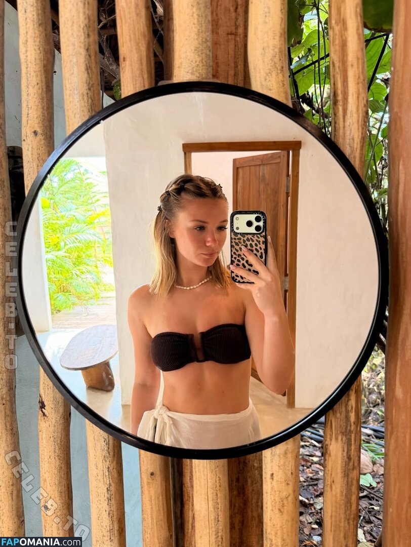 Julia Beautx / JuliaBeautx / julia_beautx Nu OnlyFans  Photo fuitée #831