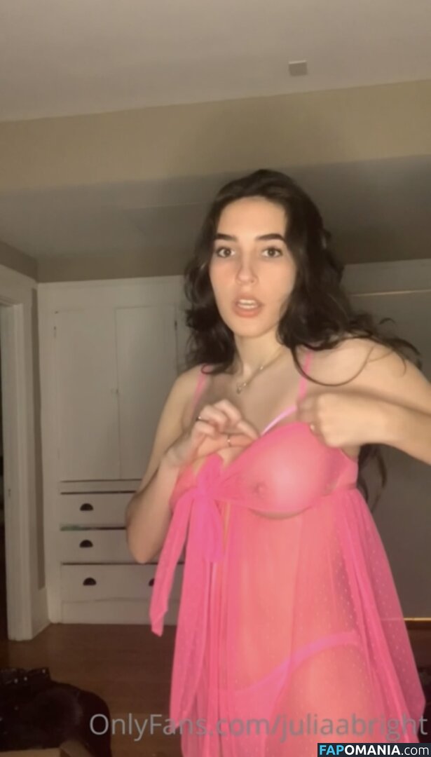 Julia Bright / Juliaabright / LA boutine / julieaabright Nu OnlyFans  Photo fuitée #283
