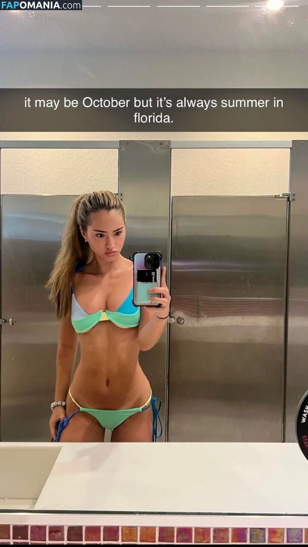 Julia Ernst / juliaernst Nu OnlyFans  Photo fuitée #71