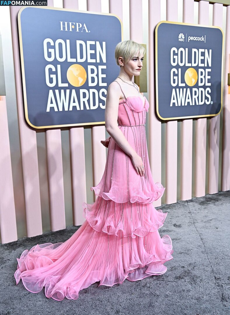 Julia Garner / juliagarnerofficial / ztyg_29 Nu OnlyFans  Photo fuitée #6