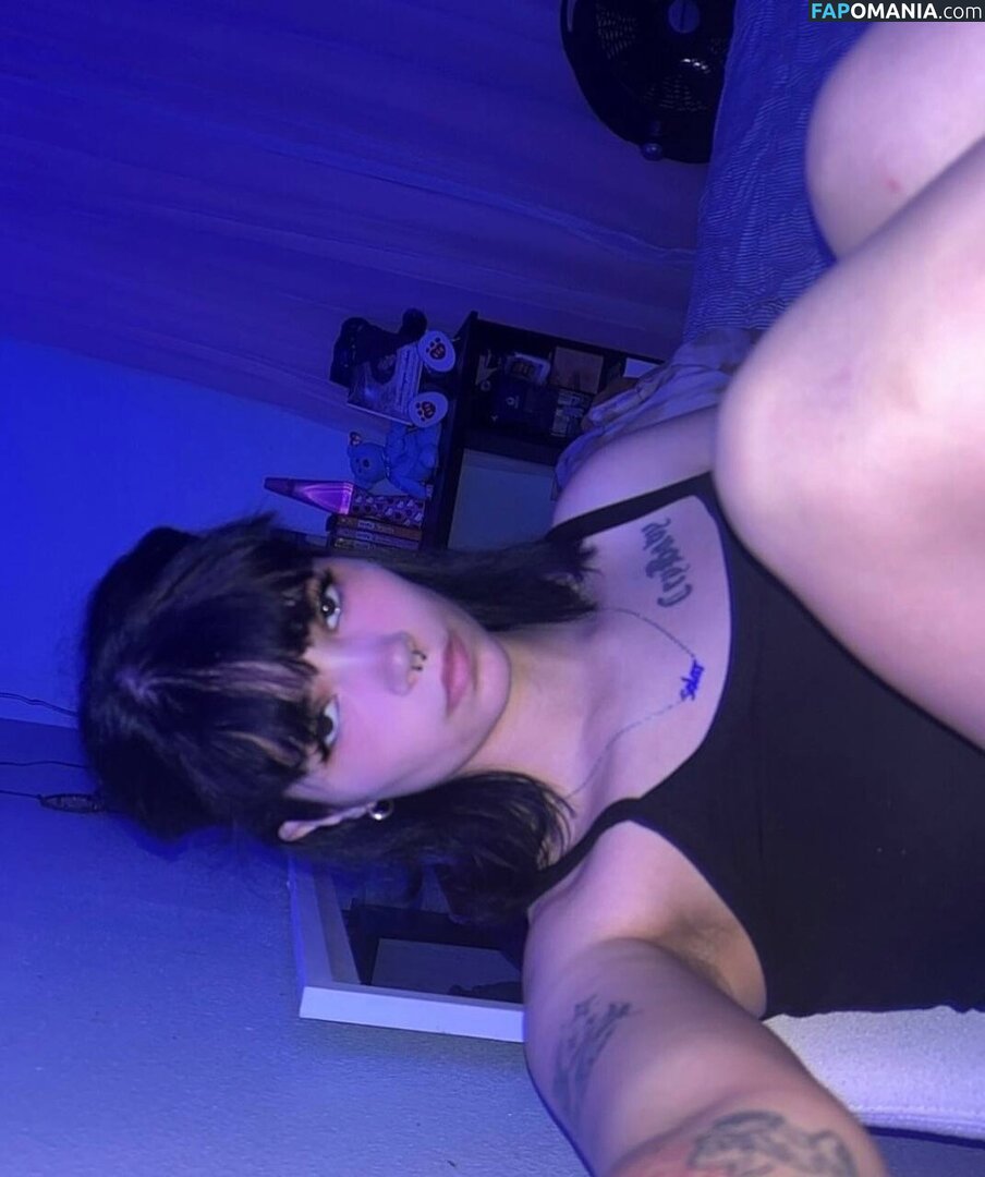 Julia Graham / https: / teasingmoon / teasingmoon... / temptedevil / temptedevil... Nu OnlyFans  Photo fuitée #11