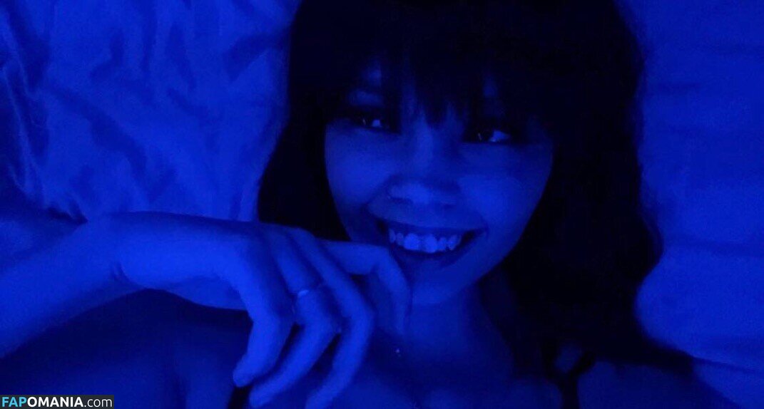Julia Graham / https: / teasingmoon / teasingmoon... / temptedevil / temptedevil... Nu OnlyFans  Photo fuitée #13