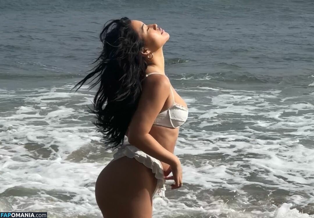 Julia Kelly / missjuliakelly Nu OnlyFans  Photo fuitée #705